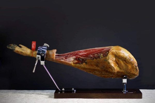 JAMÓN DE BELLOTA IBÉRICO 50% RAZA IBÉRICA de 9.5 a 10 KG APROX - Imagen 3